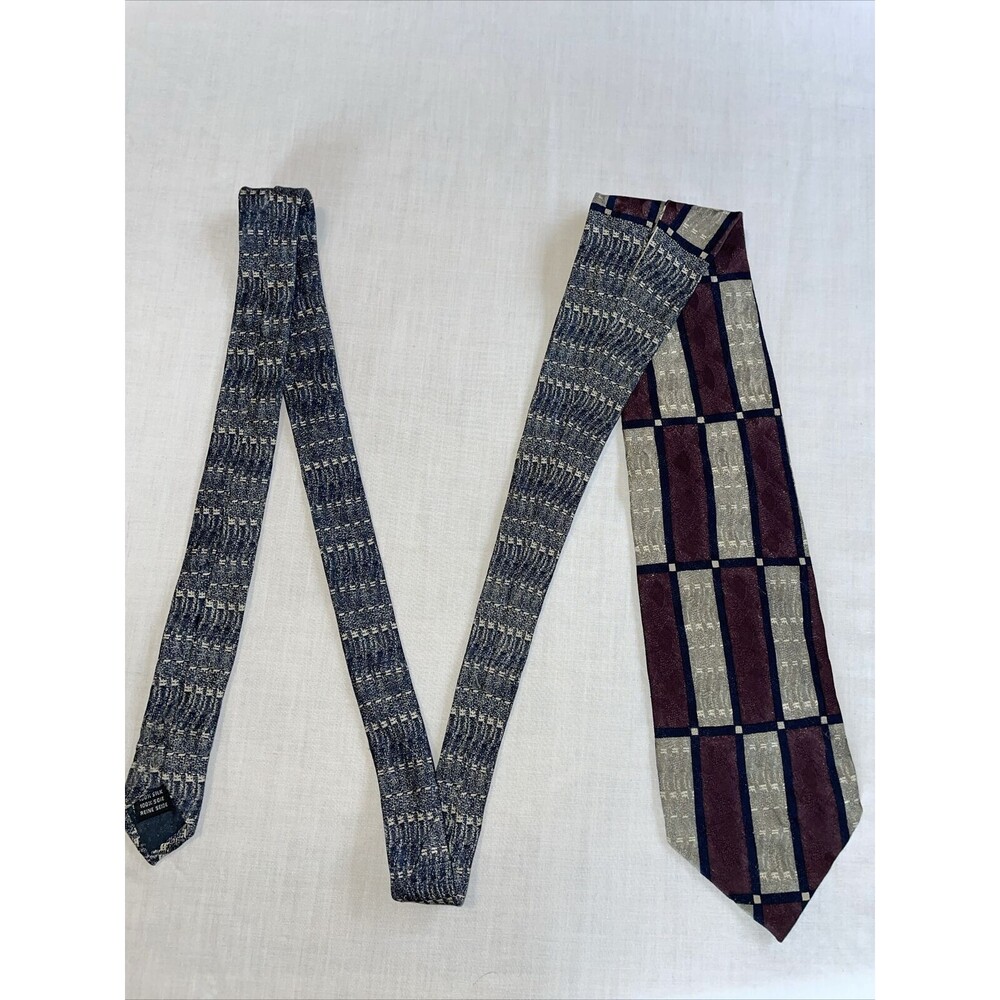 Vollerei Dress Tie Mens Size 58" Red Gray 100% Silk Designer